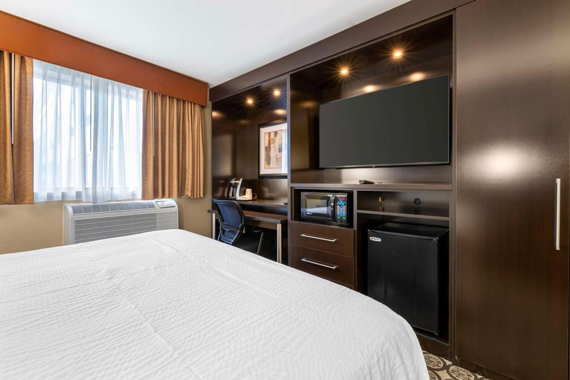 Best Western Plus InnTowner Madison Extérieur photo